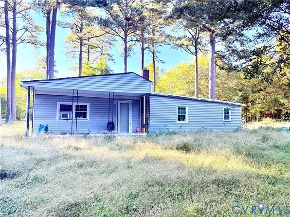 16517 Harrowgate Rd, Chester, VA 23831