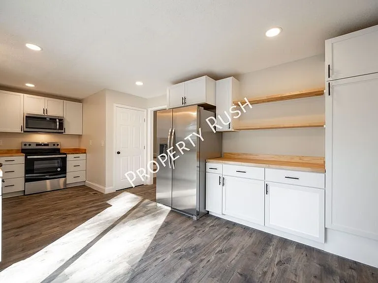600 Corbley Rd — Photo 7