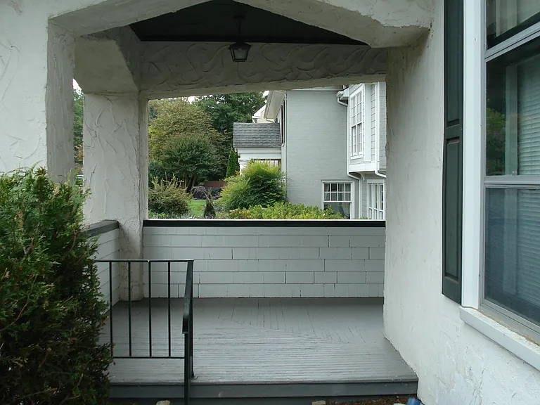 2811 Avenham Ave SW — Photo 2