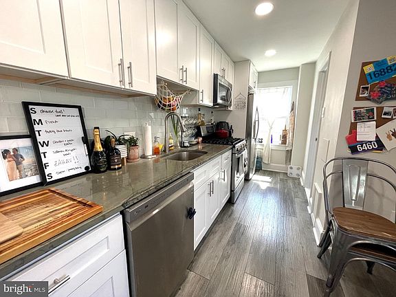 5th image of 2218 Fairmount Ave Floor 3