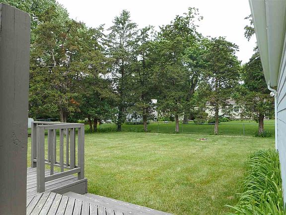 2nd image of 1500 Orchard Dr