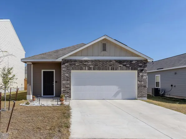 104 Enforcer Loop, Jarrell, TX 76537