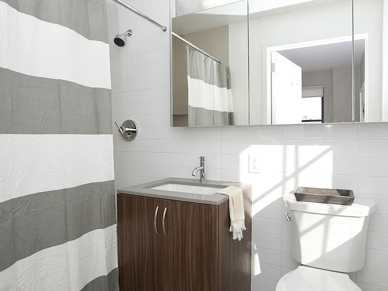 254 Front St #2-G — Photo 5