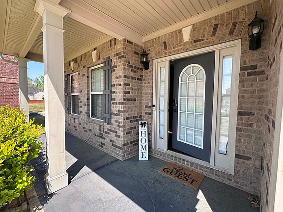 2nd image of 3058 Iona Ct