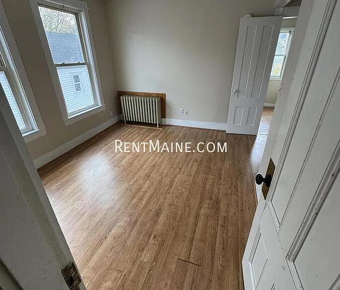 38 Oak St #2 — Photo 8