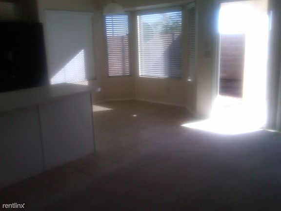 5th image of 1715 E Windsong Dr