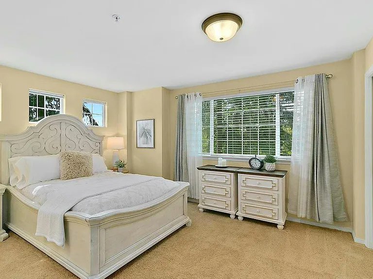 Spacious Primary Suite