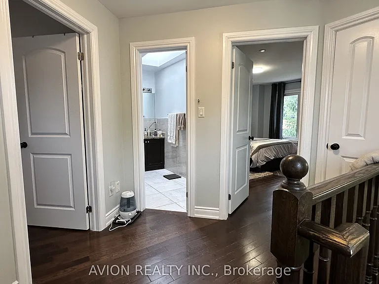294 Warden Ave — Photo 13