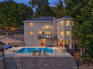 1744 Susan Rd, Lake Ozark, MO 65049