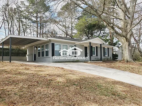 1290 Chapel Dr SW Photo 1