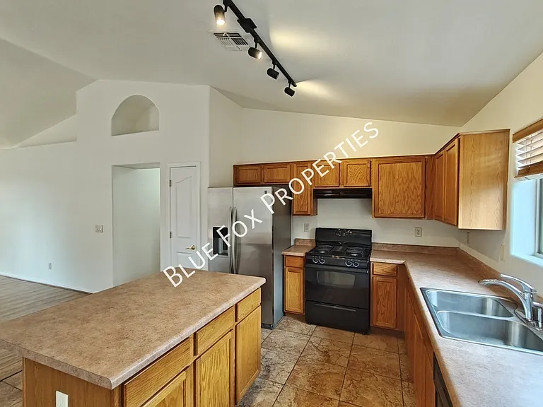 10923 S Lake Gambusi Dr — Photo 14
