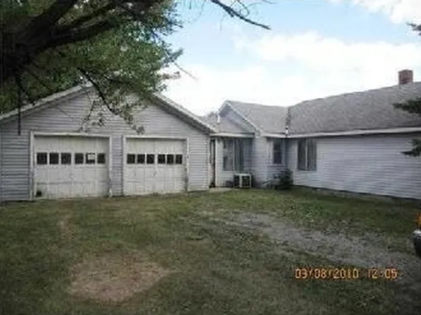 1832 Yargerville Rd, La Salle, MI 48145