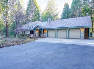 18018 Lazy Dog Rd, Nevada City, CA 95959