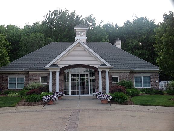 3rd image of 2558 Wyndgate Ct #2558