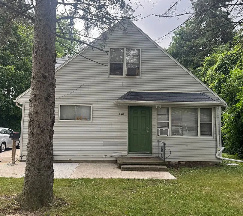 568 Spartan Ave