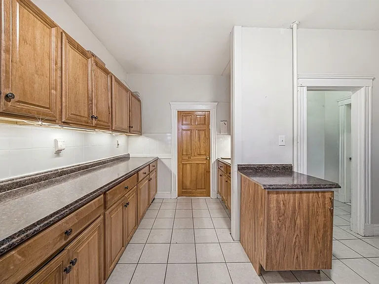 36A Saint Paul St #1 — Photo 12
