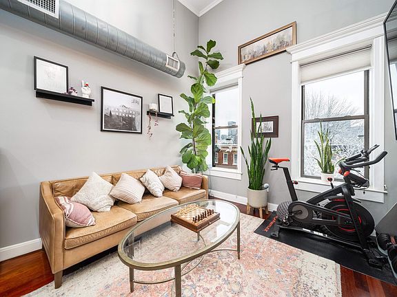 3rd image of 515 Manila Ave APT 4L