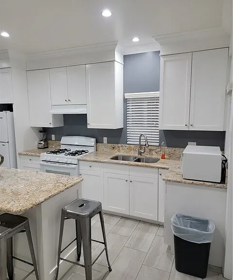4556 Fisher St — Photo 8