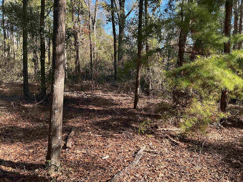 1st image of Smokehouse Farms Dr