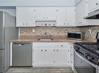 92 Vails Gate Heights Dr, New Windsor, NY 12553