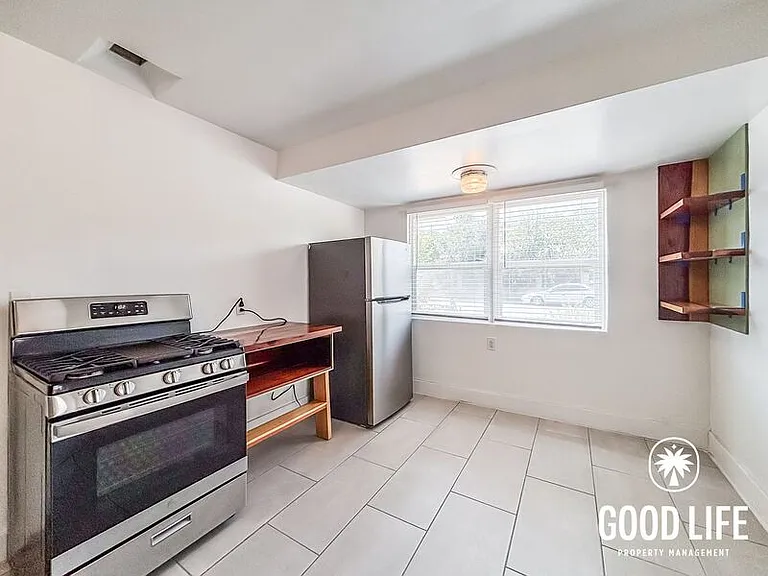 6074 Rock St — Photo 8