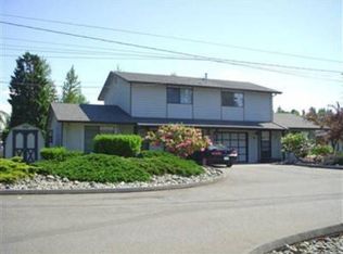 7412 Lower Ridge Rd, Everett, WA 98203