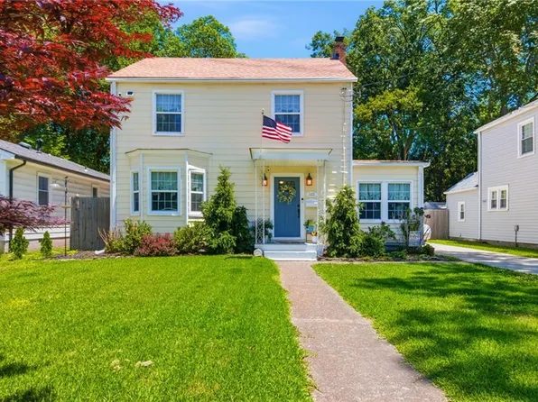 1421 Stewart St, Chesapeake, VA 23324