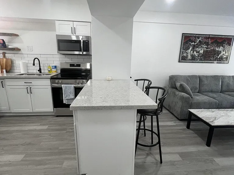 353 E Thomas Rd #C104 — Photo 6