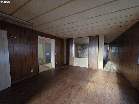 3rd image of 115 N 12th St