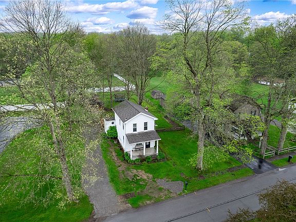 2nd image of 50 Haywood St