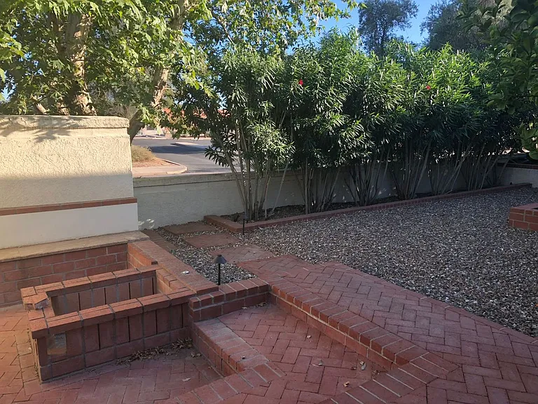 2530 E Forgeus Pl — Photo 19