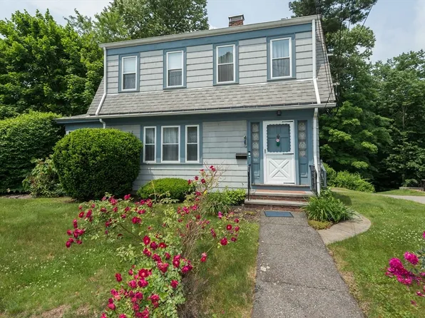 119 Pond St, Natick, MA 01760