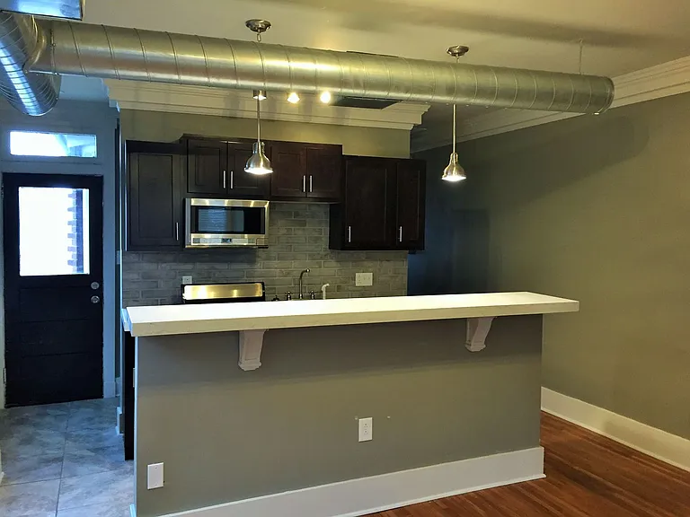 6329-6331 Bartlett St — Photo 10