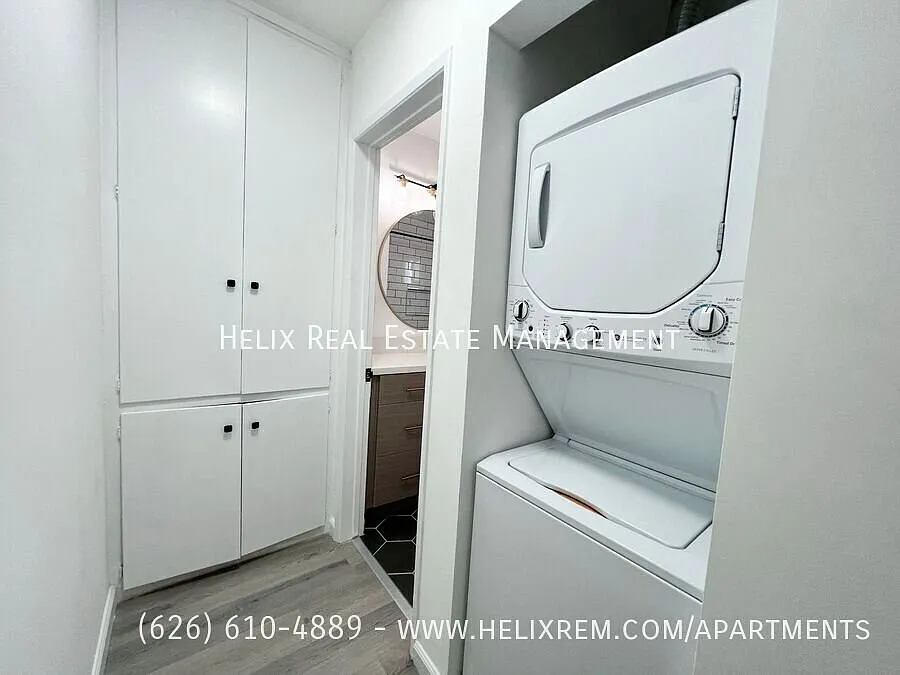 1063 Justin Ave #6