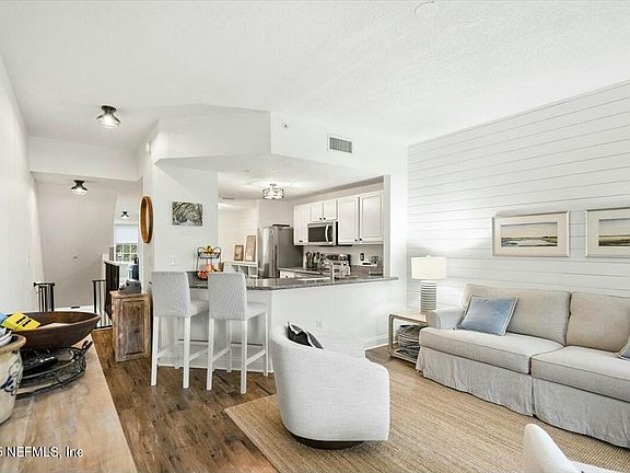 5th image of 1080 BELLA VISTA Boulevard #13-110