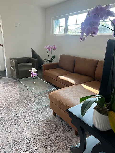 Alta Ave, Santa Monica — Photo 3