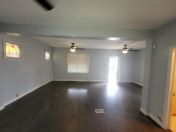 4th image of 613 Weiss Ave