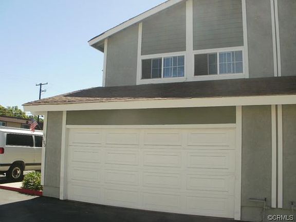 3rd image of 1180 N Lyman Ave
