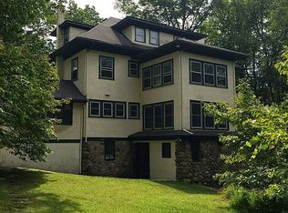 141 Lookout Rd, Mountain Lakes, NJ 07046