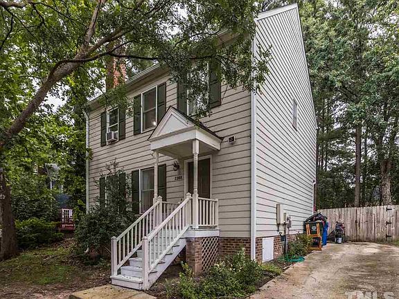 3rd image of 7208 Nicolson Ct
