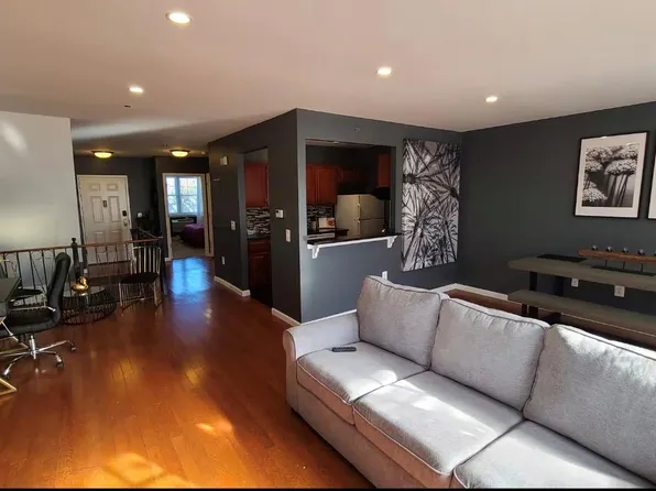 821 Prospect Avenue, Westbury, NY 11590