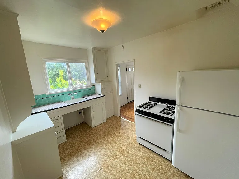 1778 Evans Ave #A-F — Photo 5