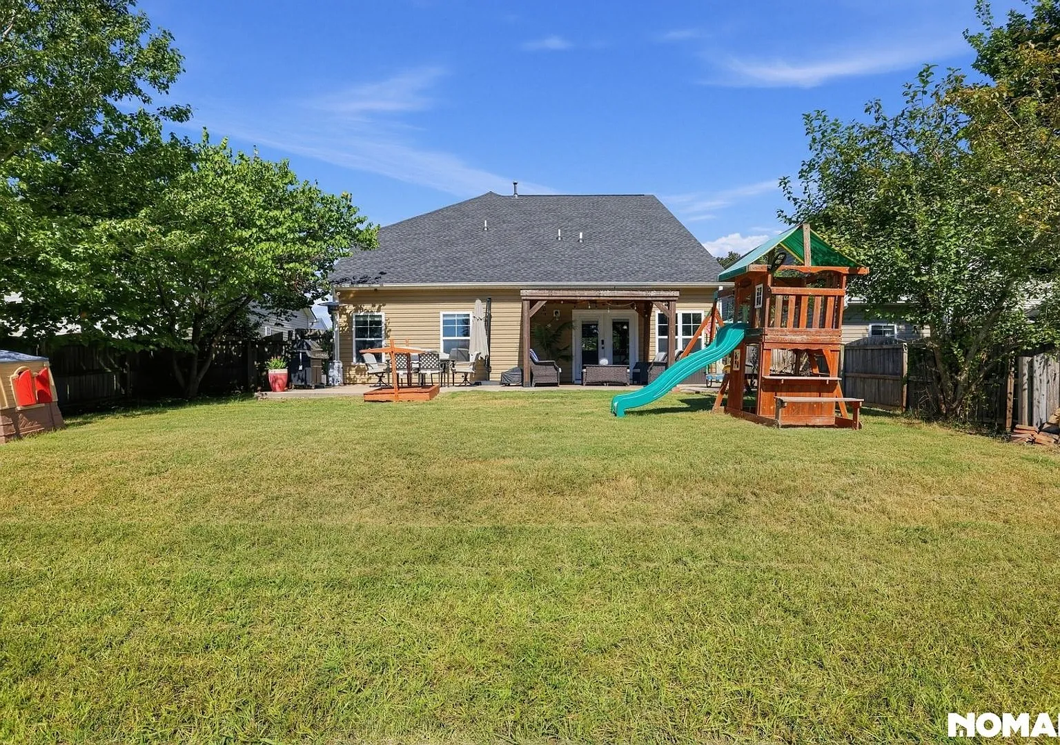 Spacious 4BR House + bonus room in Simpsonville — Photo 3