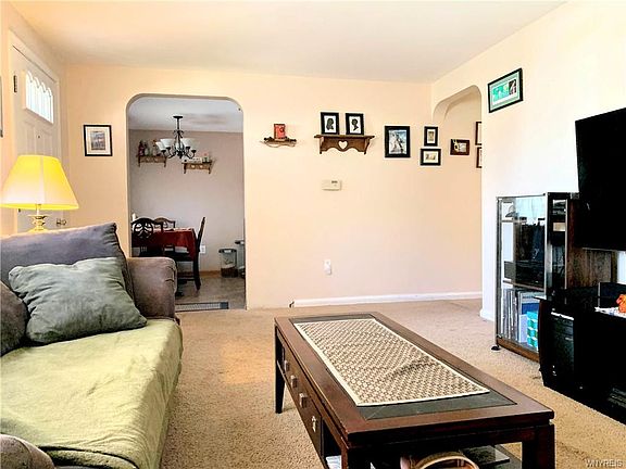 3rd image of 267 McConkey Dr