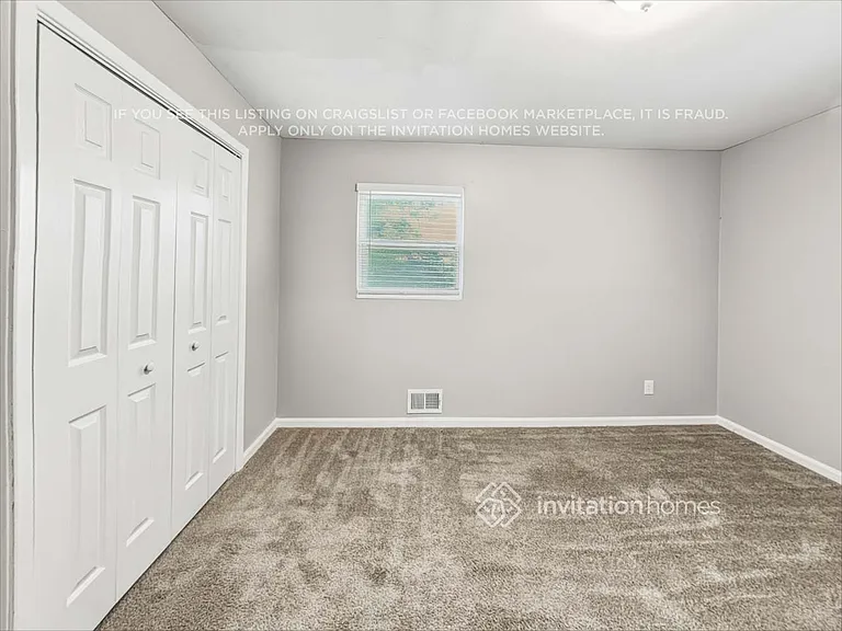 8490 Meadowbrook Dr — Photo 15