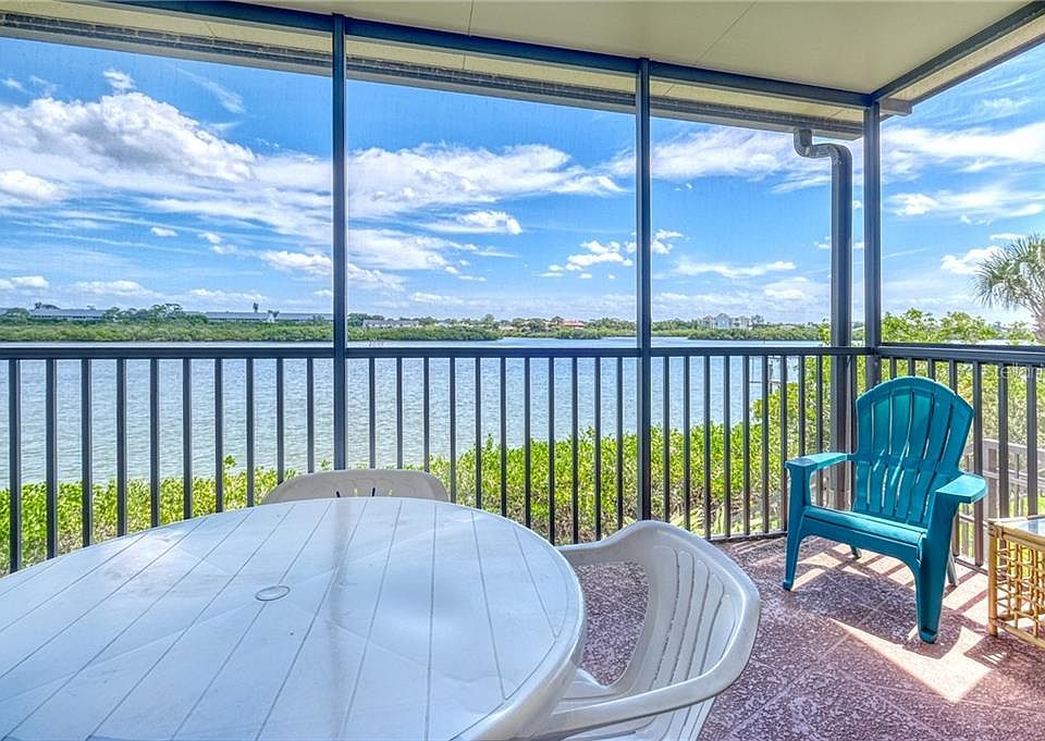 1st image of 19725 Gulf Blvd APT 27