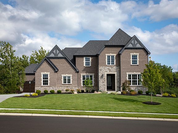 The Crestwood D Exterior