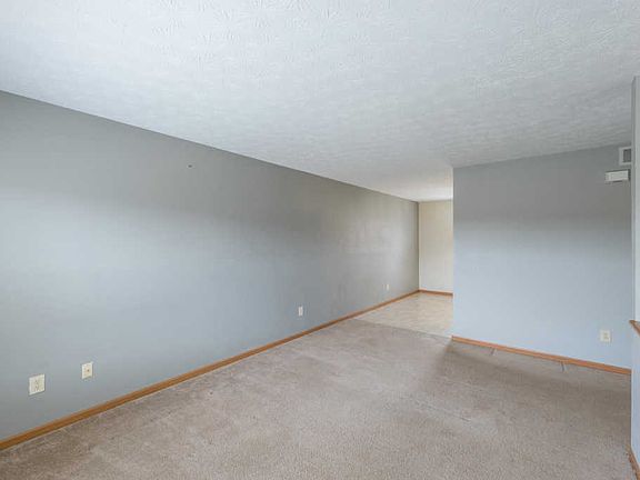 5th image of 503 Dover Pond Dr