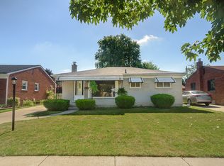 8049 Lincoln St, Taylor, MI 48180