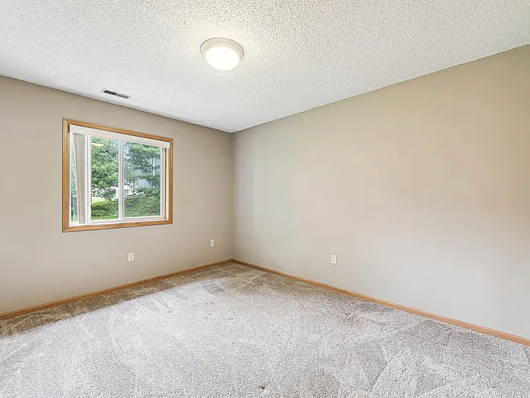 1701 Industrial St #7 — Photo 8
